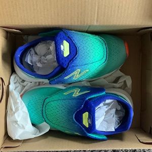 New Balance x Crewcuts kids 8 sneaker